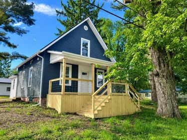 22 E Main Street, Sparta, OH 43350