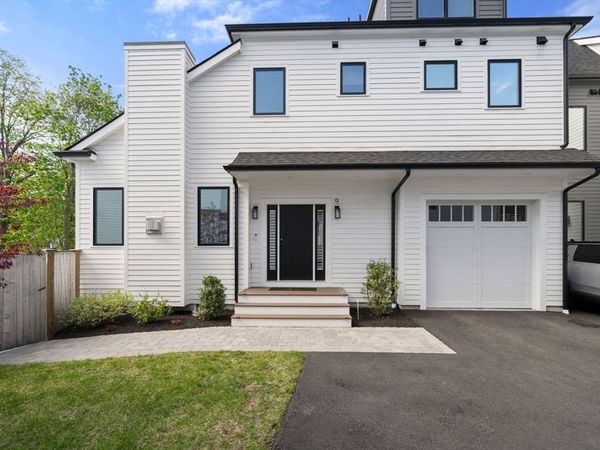 9 Johnson Pl, Unit 9, Newton, MA 02466
