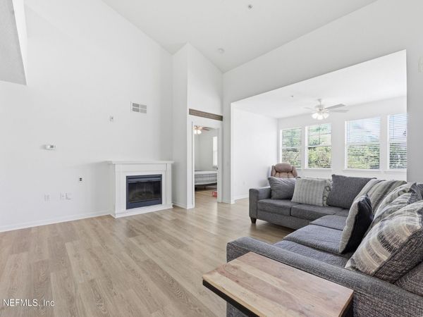 8550 TOUCHTON Road, Unit 1521, Jacksonville, FL 32216