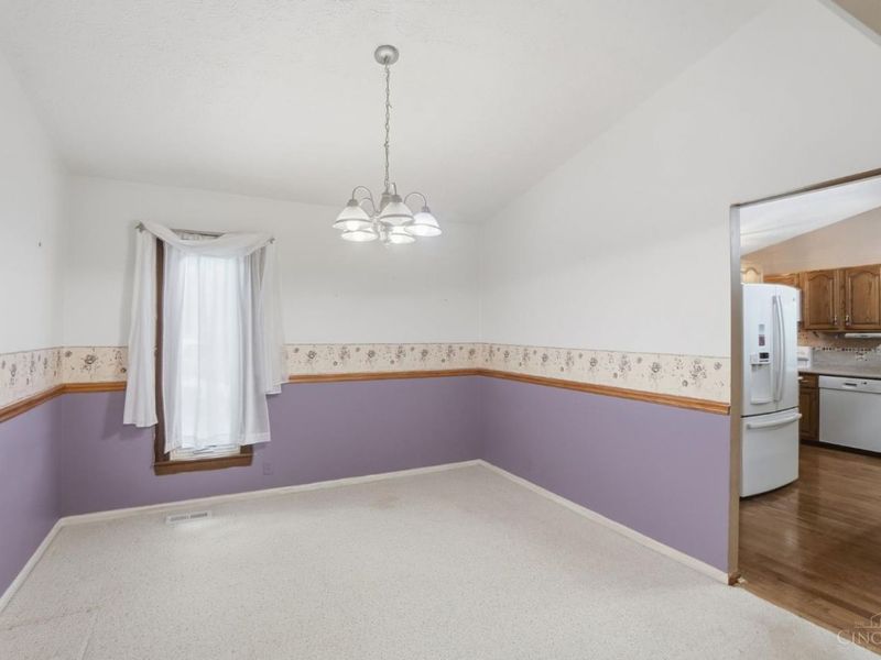 7454 Cinnamon Woods Drive, West Chester, OH 45069 Photo 10