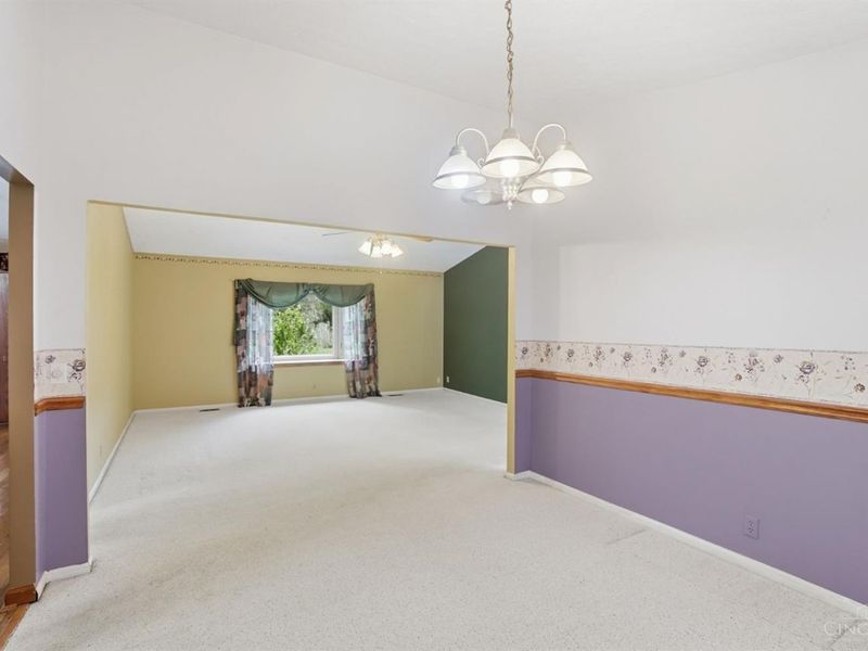 7454 Cinnamon Woods Drive, West Chester, OH 45069 Photo 12