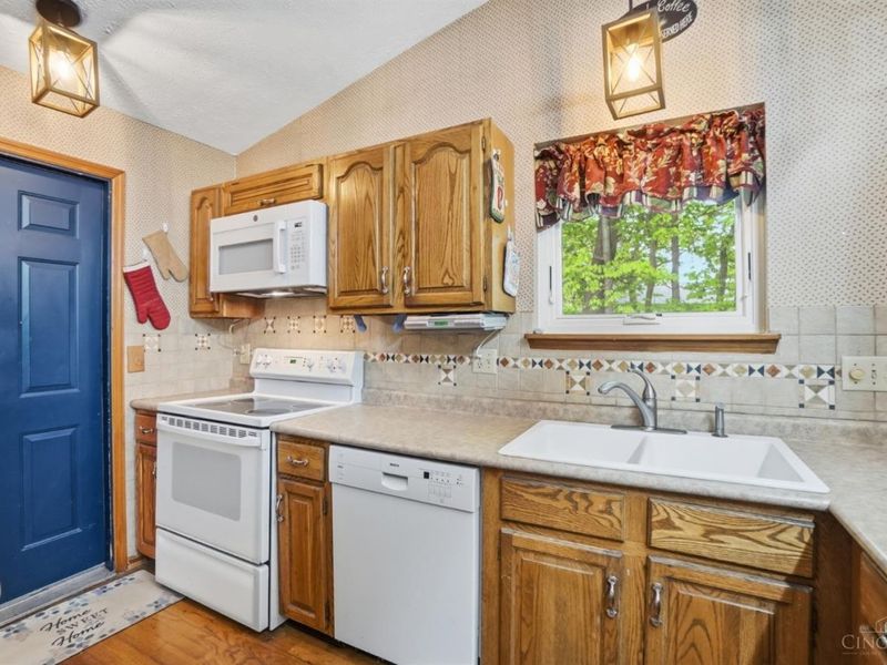 7454 Cinnamon Woods Drive, West Chester, OH 45069 Photo 20