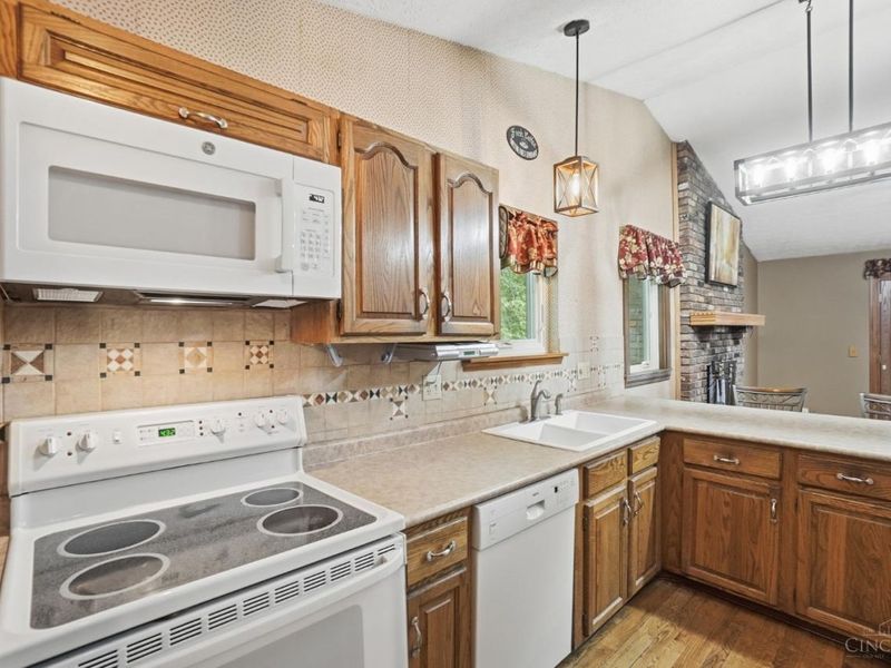 7454 Cinnamon Woods Drive, West Chester, OH 45069 Photo 21