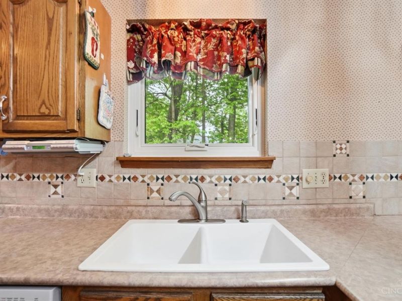 7454 Cinnamon Woods Drive, West Chester, OH 45069 Photo 22