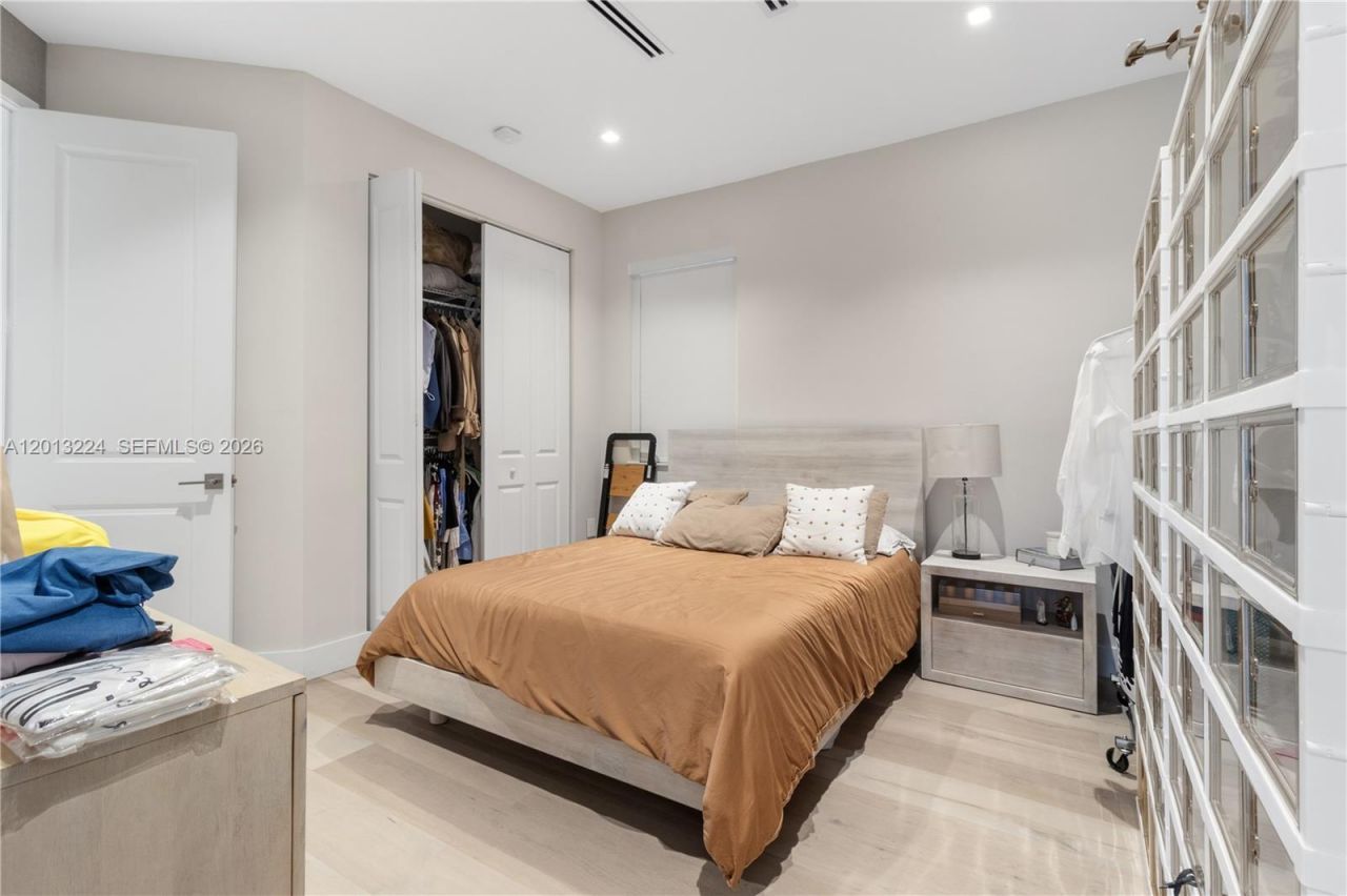 Please Call For Address, Hialeah, FL 33018 Photo