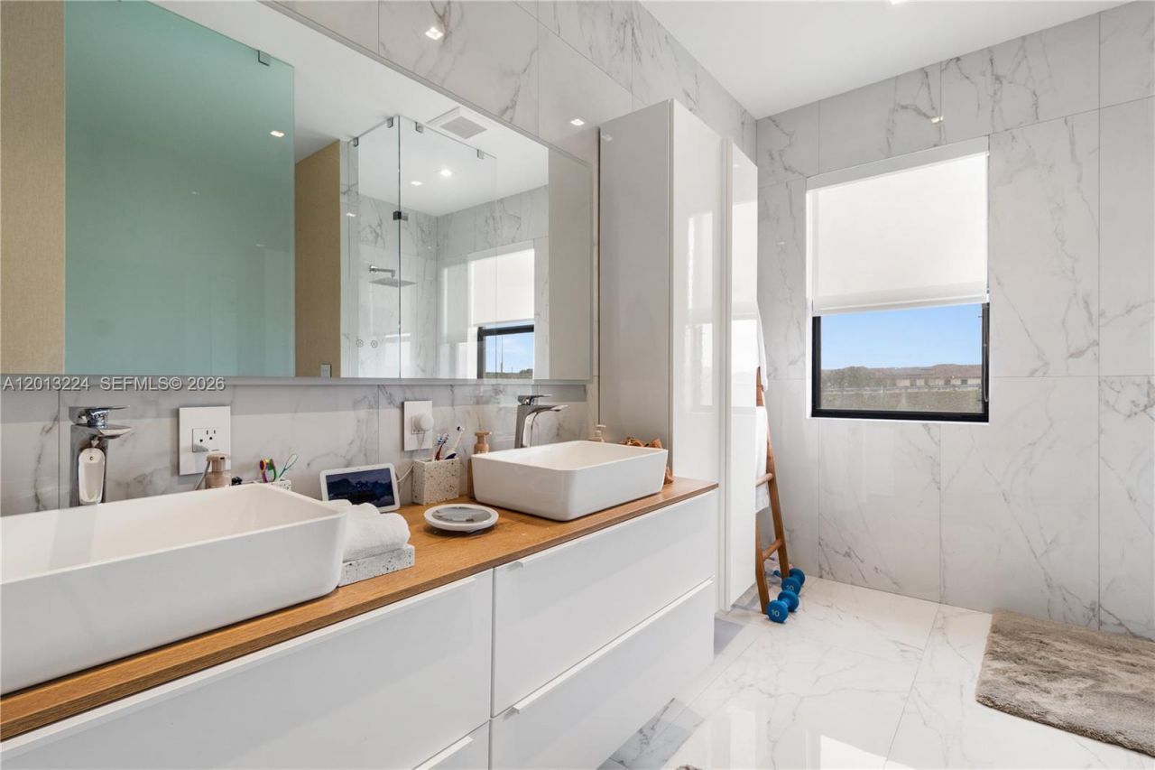 Please Call For Address, Hialeah, FL 33018 Photo
