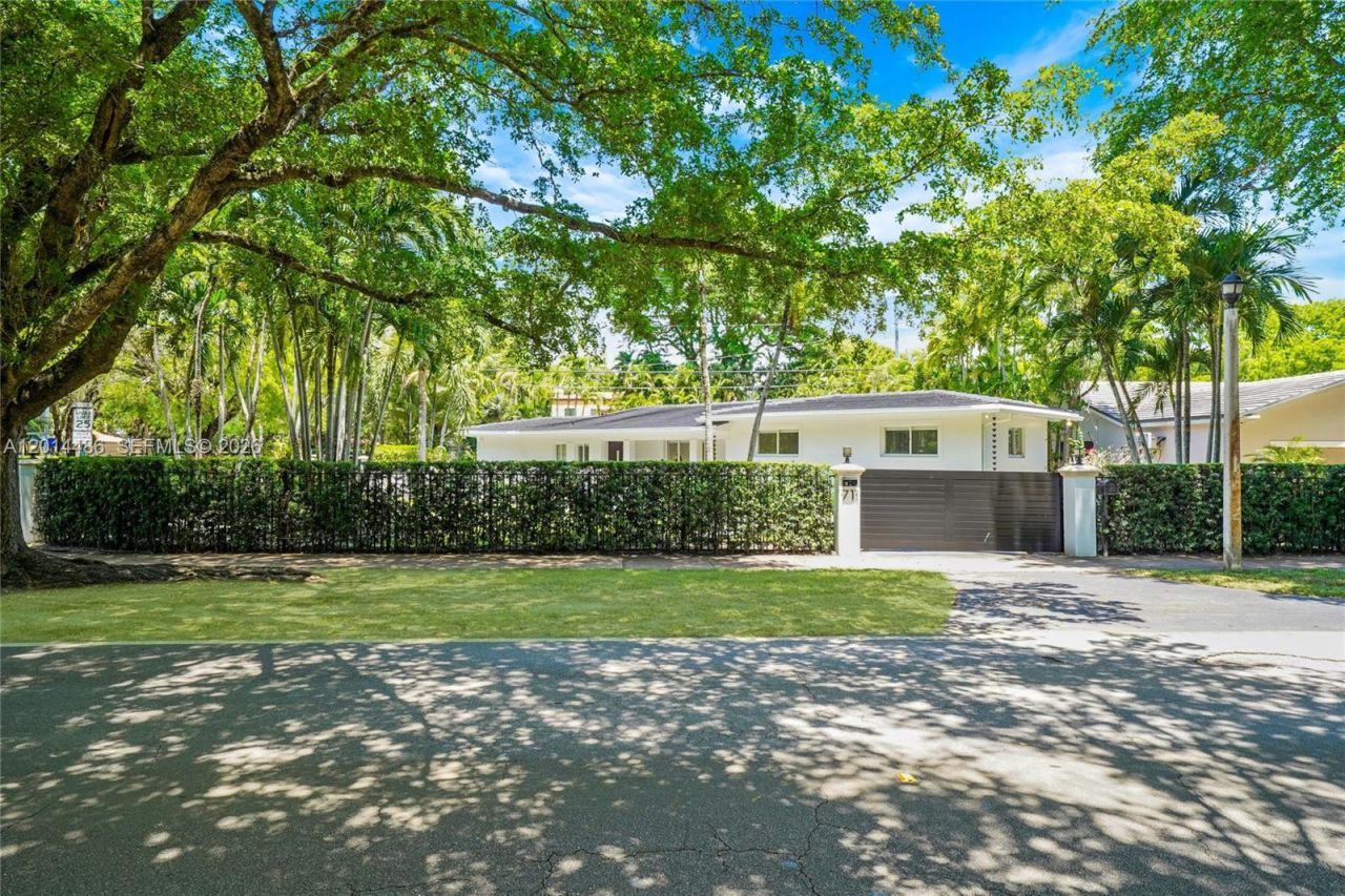 711 Sunset Dr, Coral Gables, FL 33143 Photo