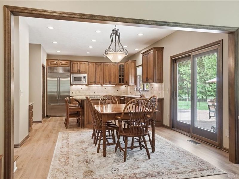 10161 Apple Springs Drive, Washington Township, OH 45458 Photo 17