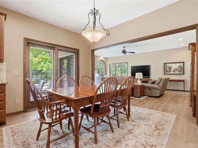 10161 Apple Springs Drive, Washington Township, OH 45458 Photo 19
