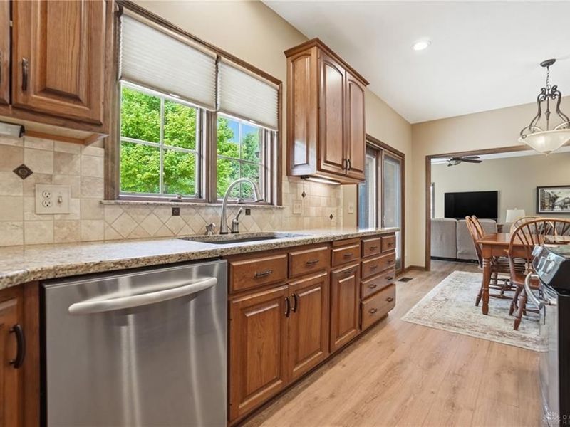10161 Apple Springs Drive, Washington Township, OH 45458 Photo 24