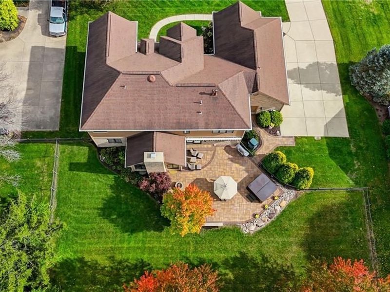 10161 Apple Springs Drive, Washington Township, OH 45458 Photo 5