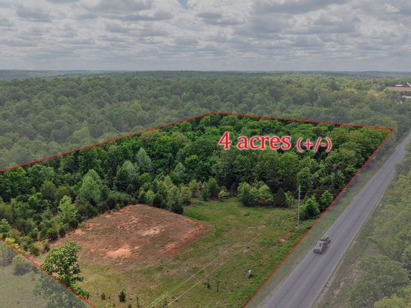 203 W Church Street , Horseshoe Bend, AR 72512