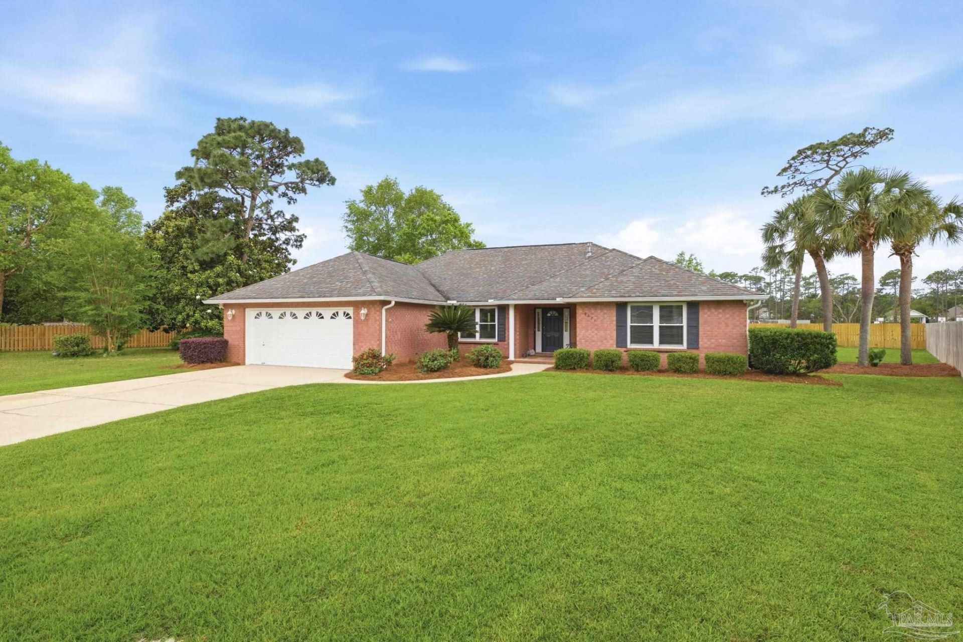 9271 Hansel Dr, Navarre, FL 32566 Main Photo