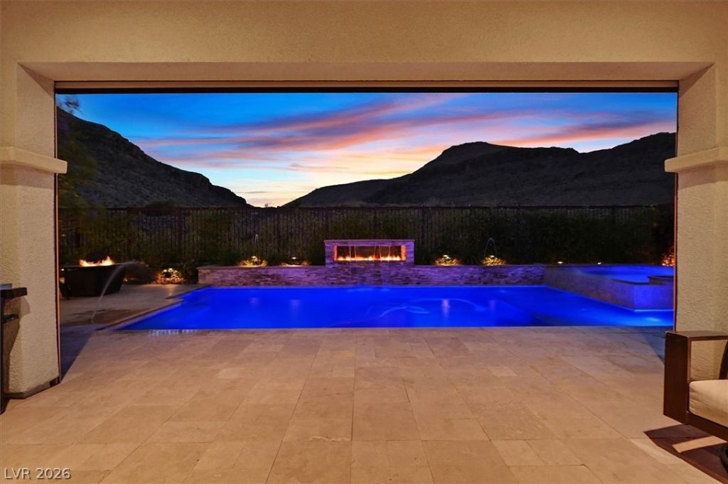 5881 Heaven View Drive, Las Vegas, NV 89135 Main Photo