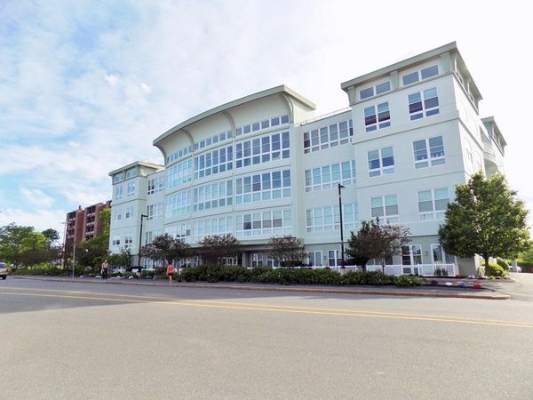10 Ocean Ave, Unit 211, Revere, MA 02151