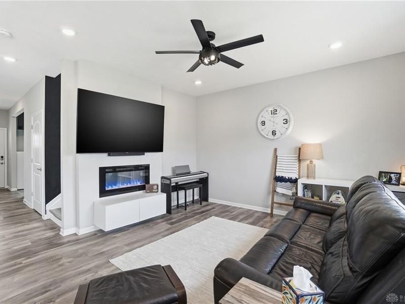 5355 Windbrooke Drive, Tipp City, OH 45371 Photo 9