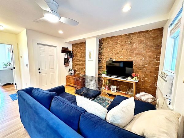187 Everett St, Unit 1, Boston, MA 02128