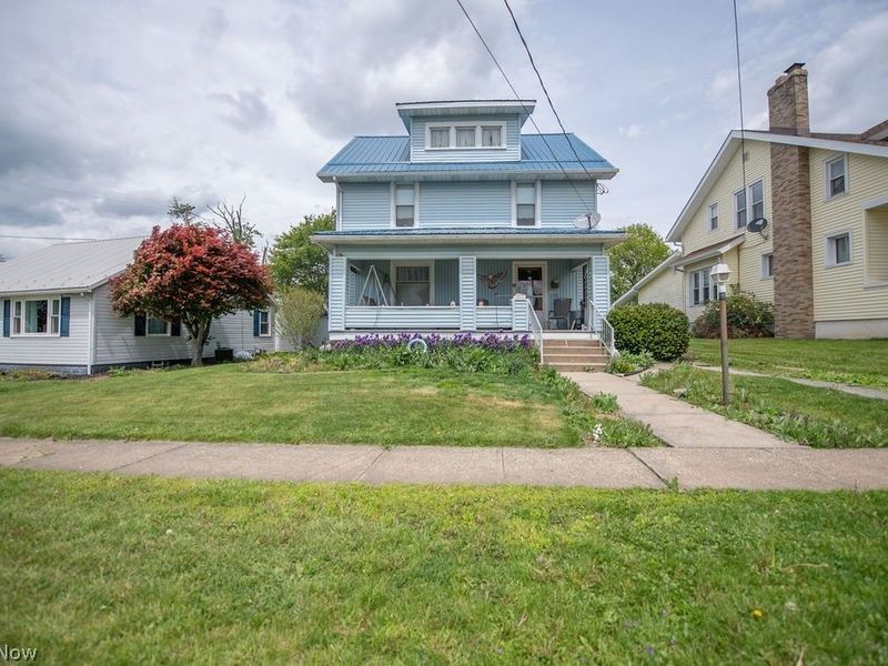 77 4th Street NE, Carrollton, OH 44615 Photo 1