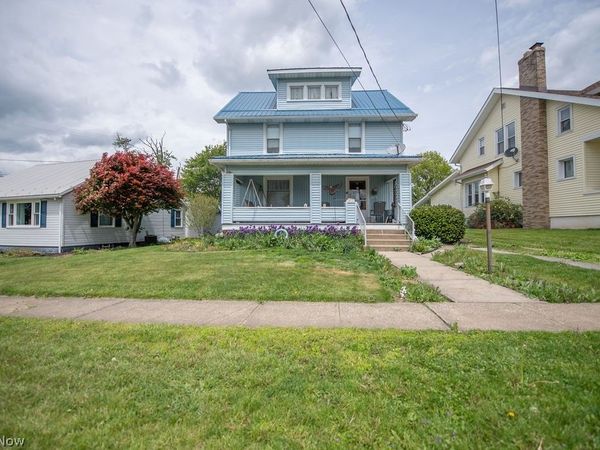 77 4th Street NE, Carrollton, OH 44615