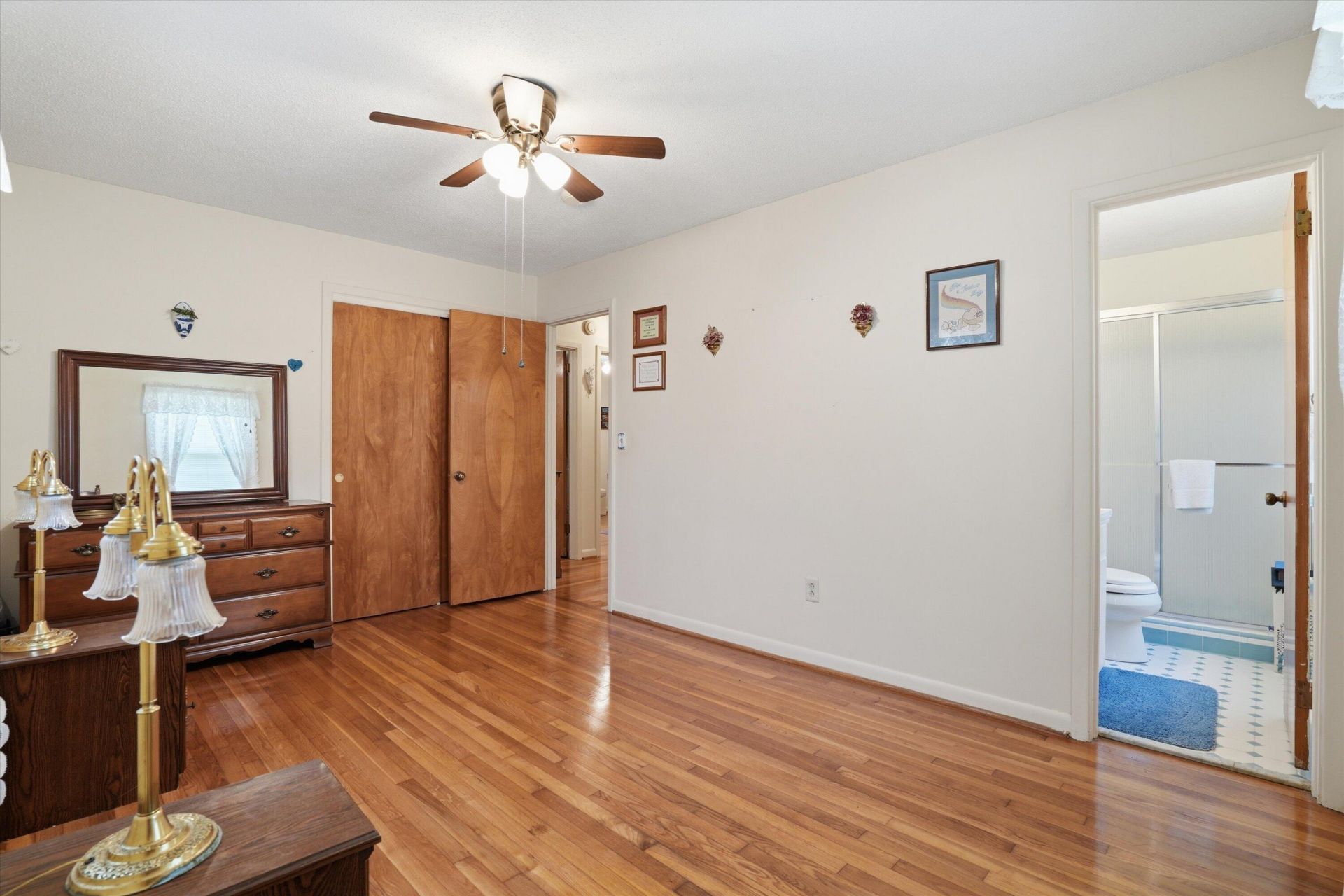 5312 Chantilly Lane Photo 19