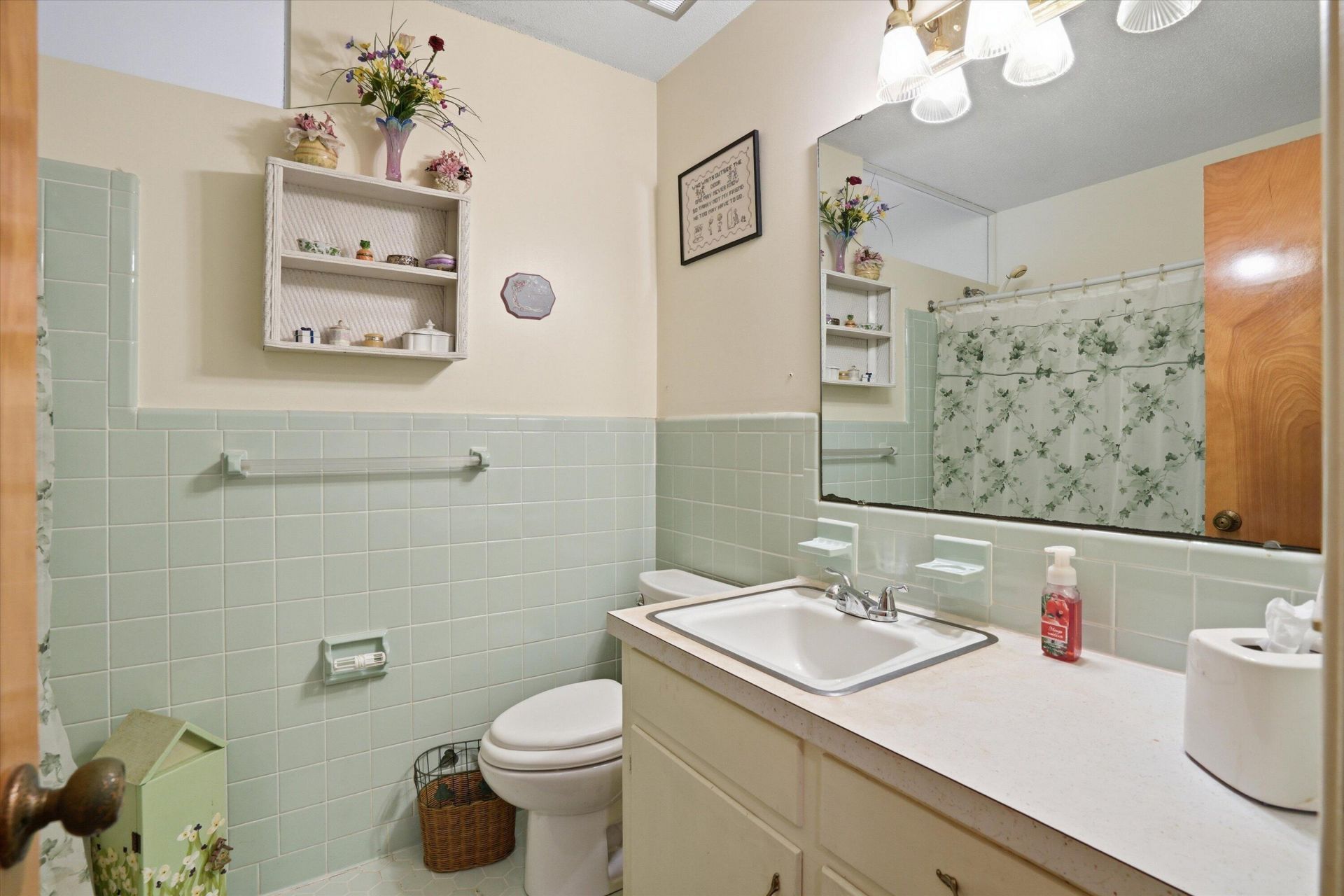 5312 Chantilly Lane Photo 23
