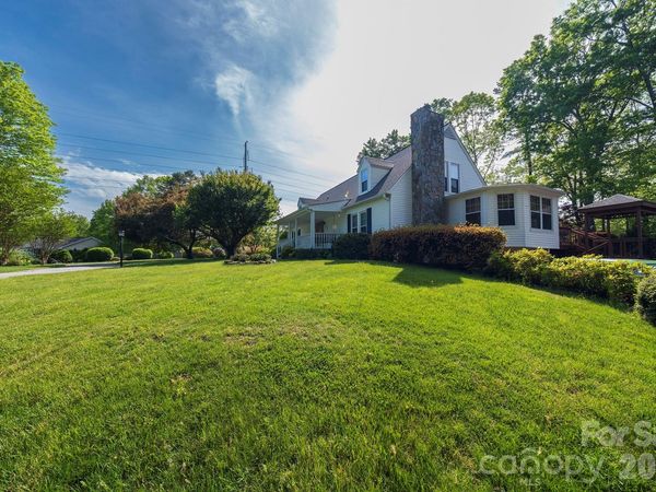 132 Serenity Circle , Hendersonville, NC 28792