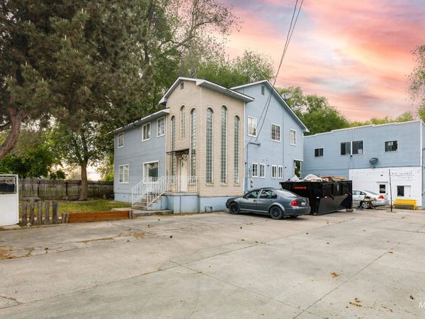 524 Lake Lowell Ave, Nampa, ID 83686
