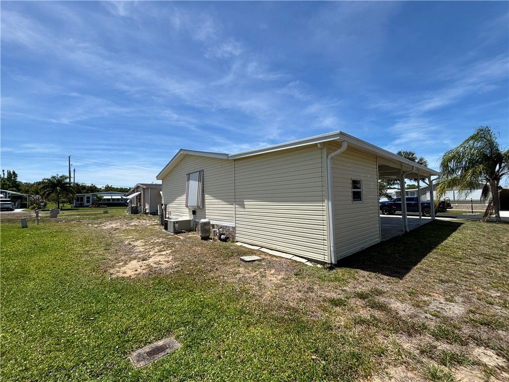 6171 98th Road, Sebastian, FL 32958 Photo