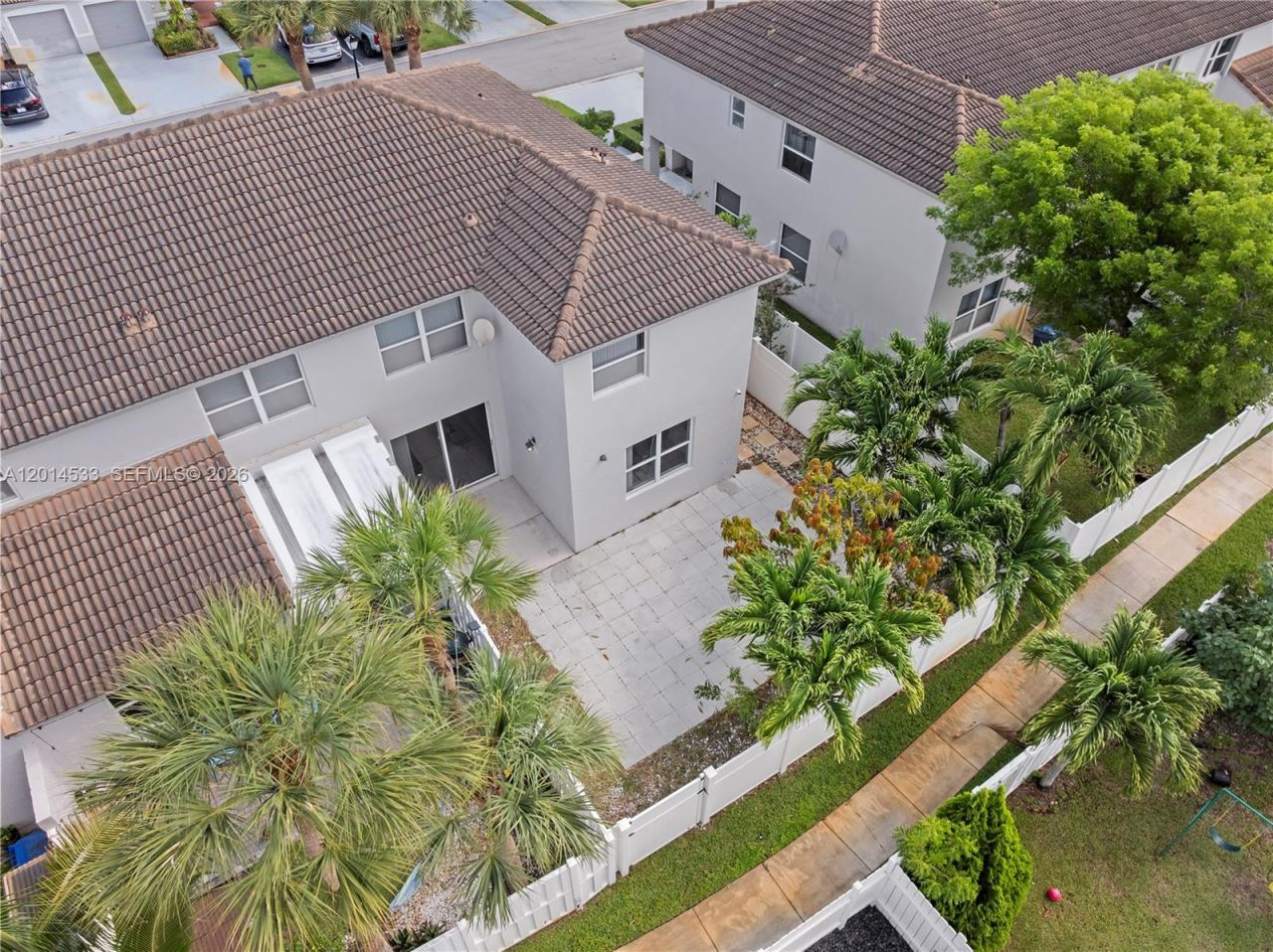 16864 SW 1st Pl , Pembroke Pines, FL 33027 Photo