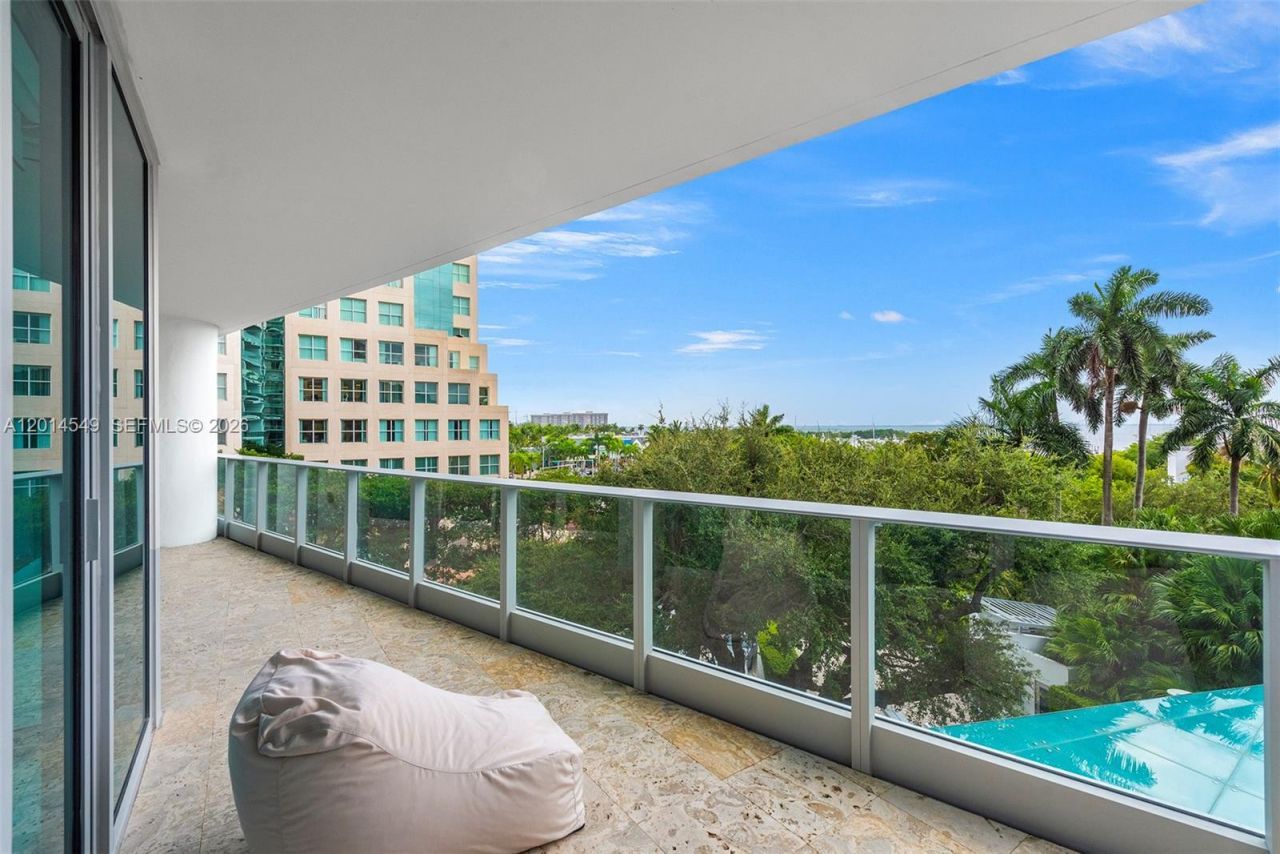 2627 S Bayshore Dr , Unit 603, Miami, FL 33133 Photo