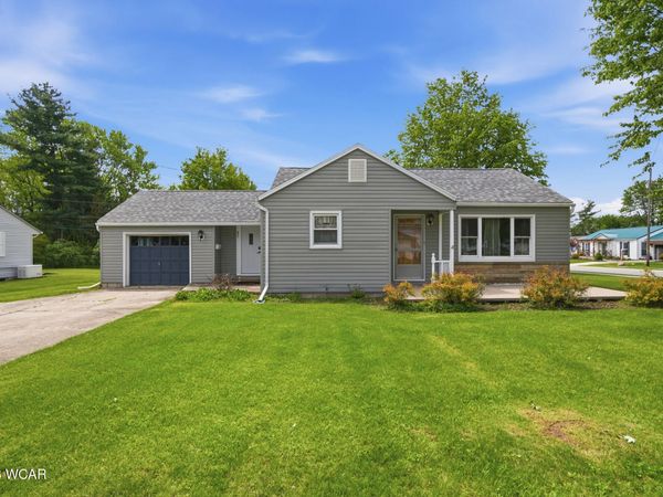 211 E Lima Avenue, Ada, OH 45810