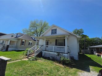 2900 W Main Street Belleville, IL 62226
