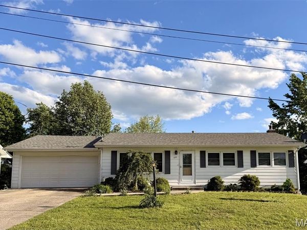 120 Macarthur Street, New Haven, MO 63068