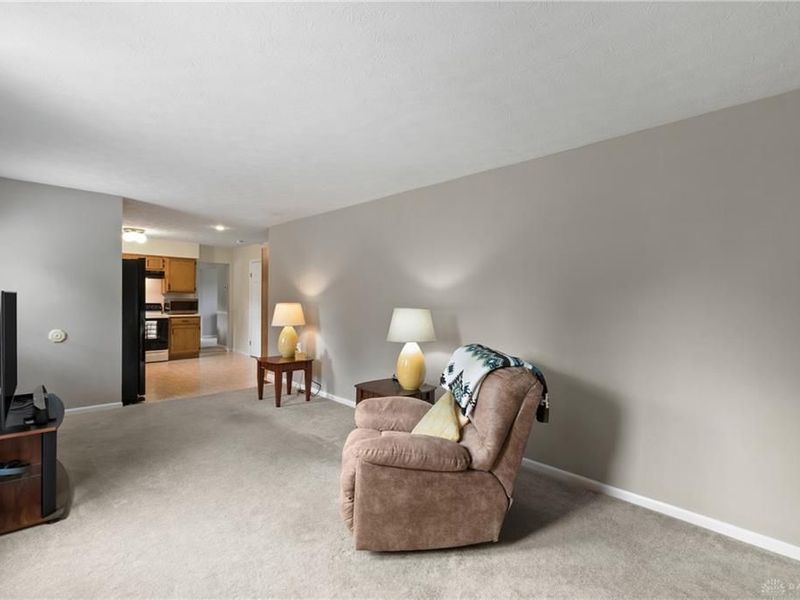 8446 Highridge Drive, West Chester, OH 45069 Photo 6