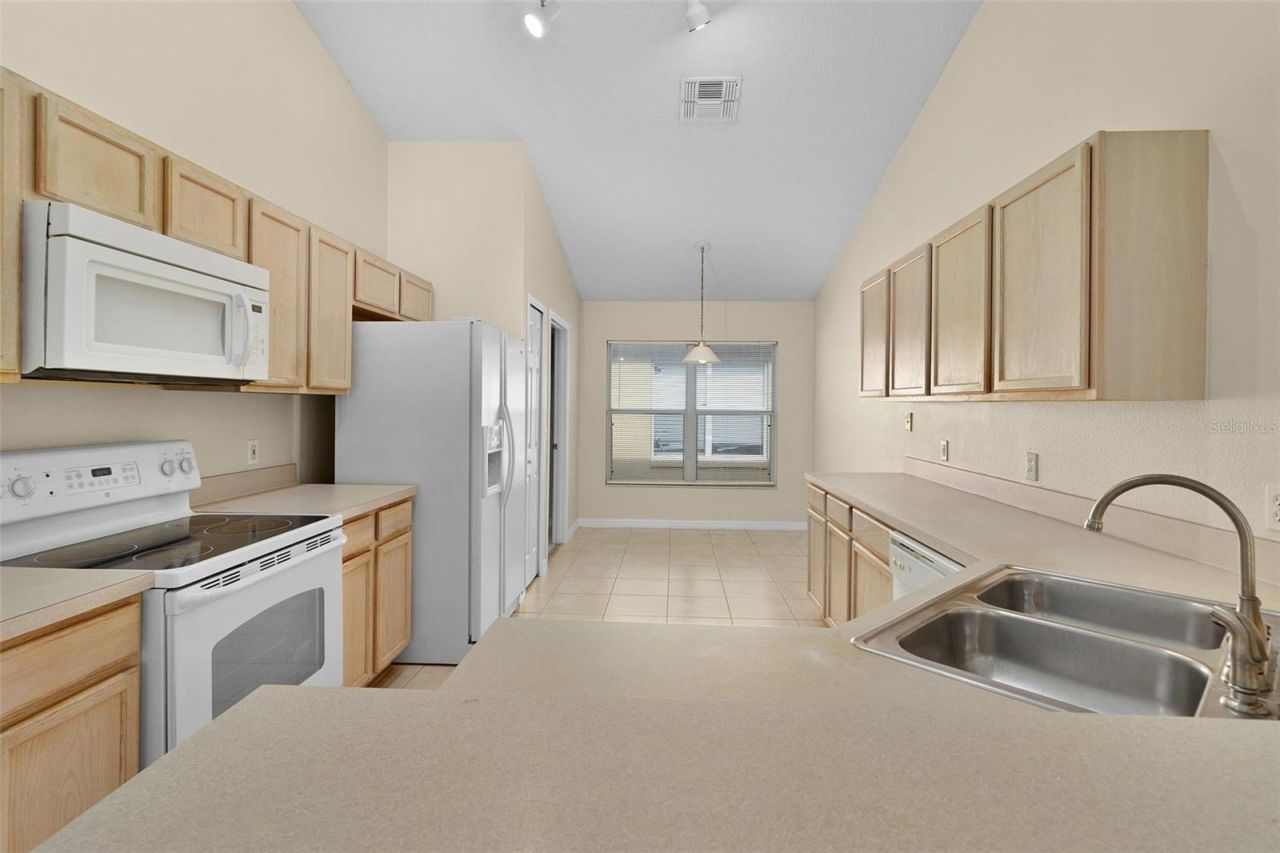 2546 Crown Ridge Circle , Kissimmee, FL 34744 Photo
