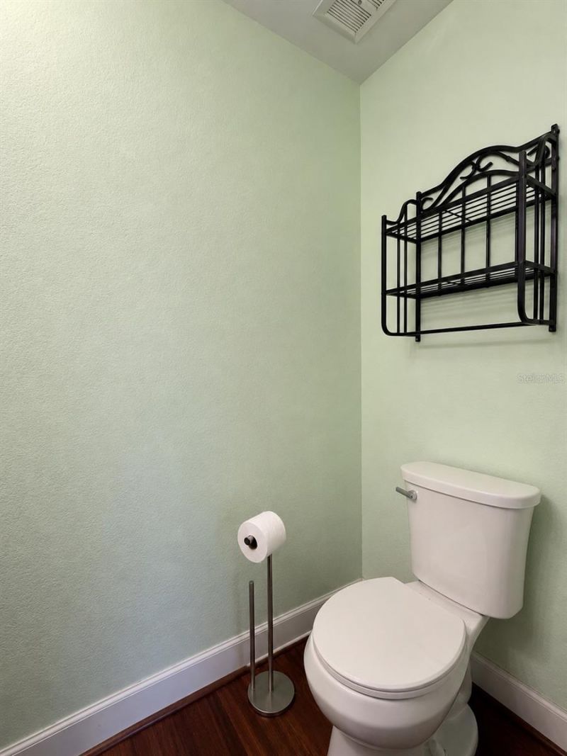 8804 Bay Pointe Drive, Unit 204, Tampa, FL 33615 Photo