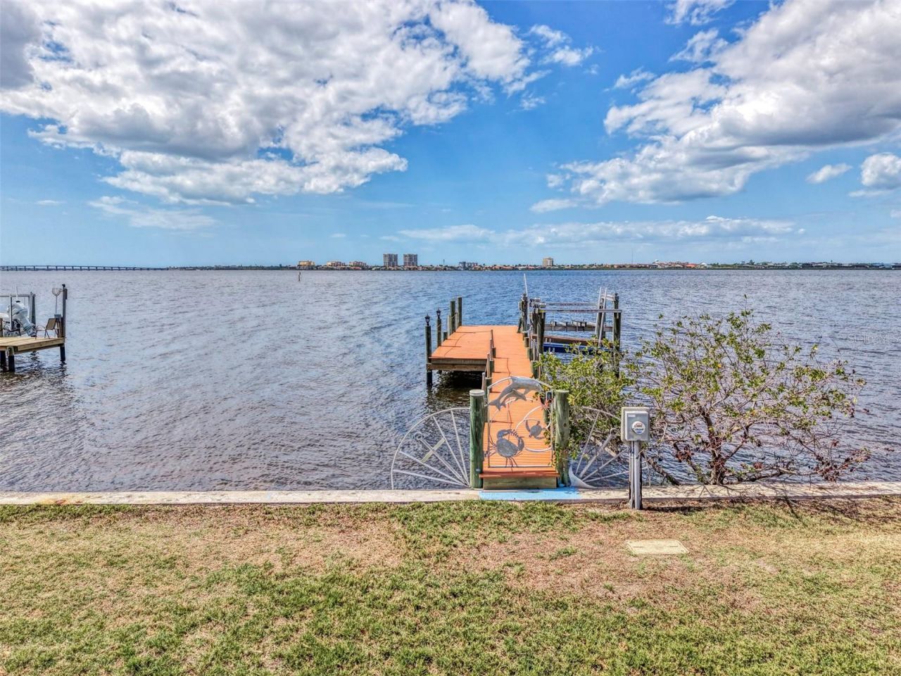 1822 Riverside Drive E, Bradenton, FL 34208 Photo