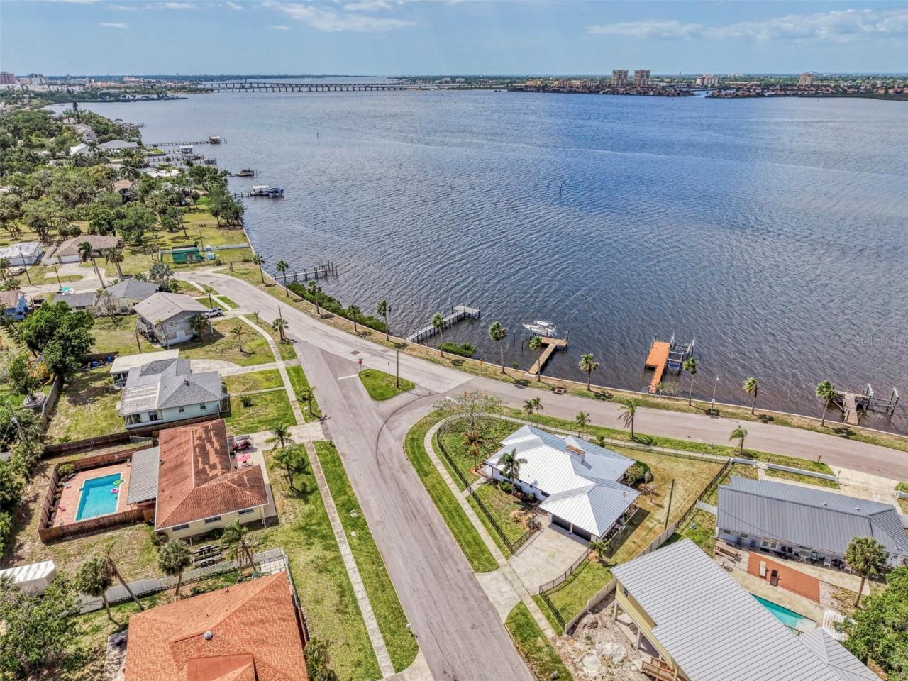 1822 Riverside Drive E, Bradenton, FL 34208 Photo