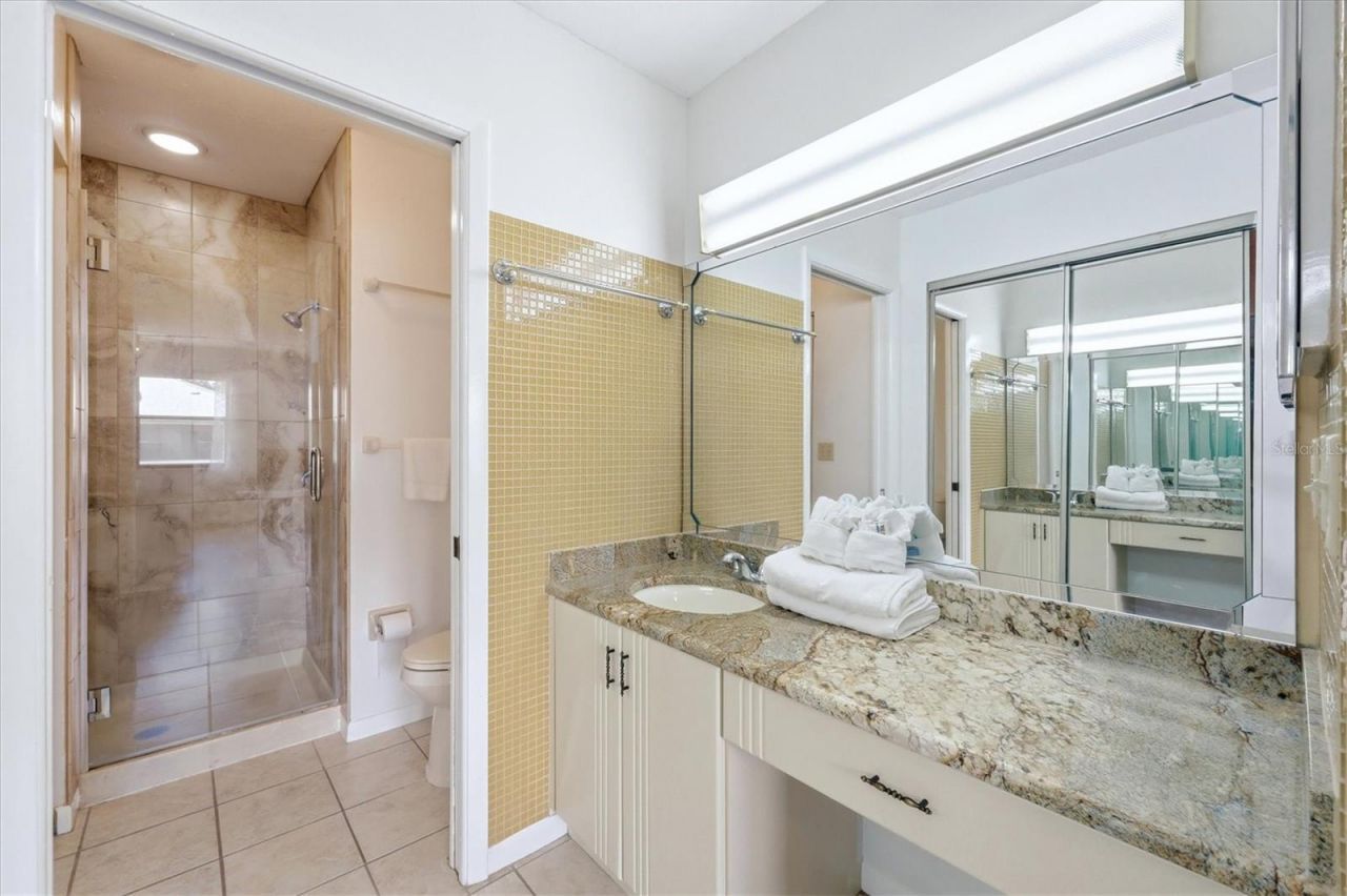 4430 47th Avenue W, Unit 202, Bradenton, FL 34210 Photo