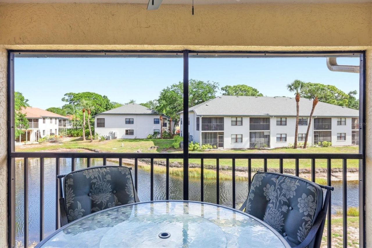 4430 47th Avenue W, Unit 202, Bradenton, FL 34210 Photo