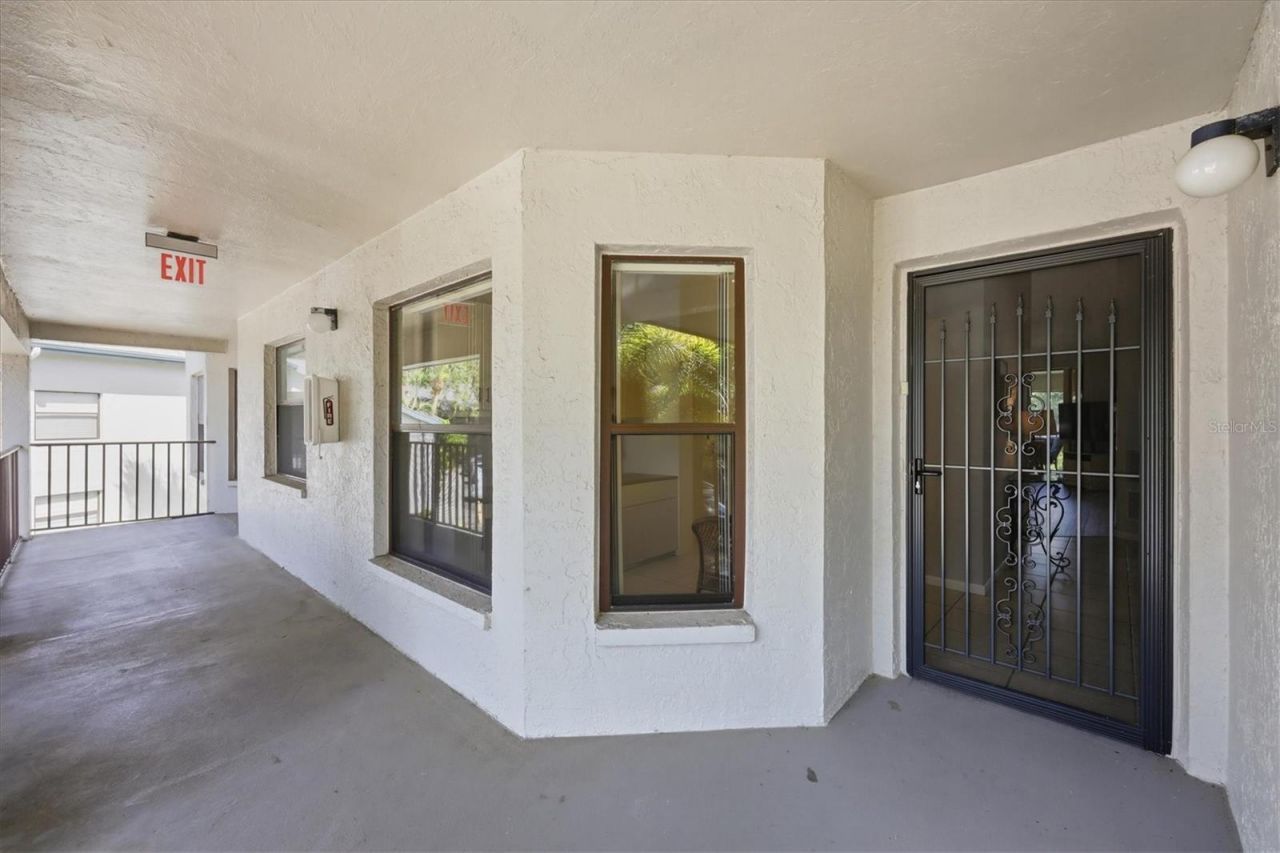 4430 47th Avenue W, Unit 202, Bradenton, FL 34210 Photo