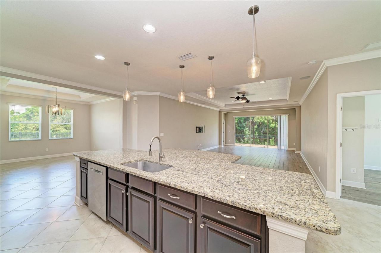 12821 Balsam Terrace , Bradenton, FL 34212 Photo
