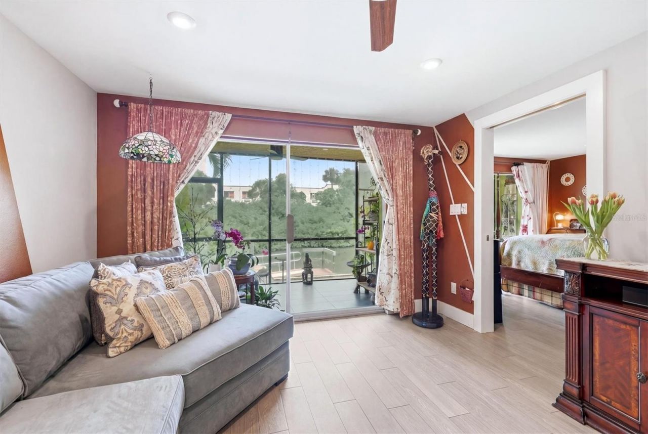 1650 Pine Tree Lane , Unit 103, Sarasota, FL 34236 Photo