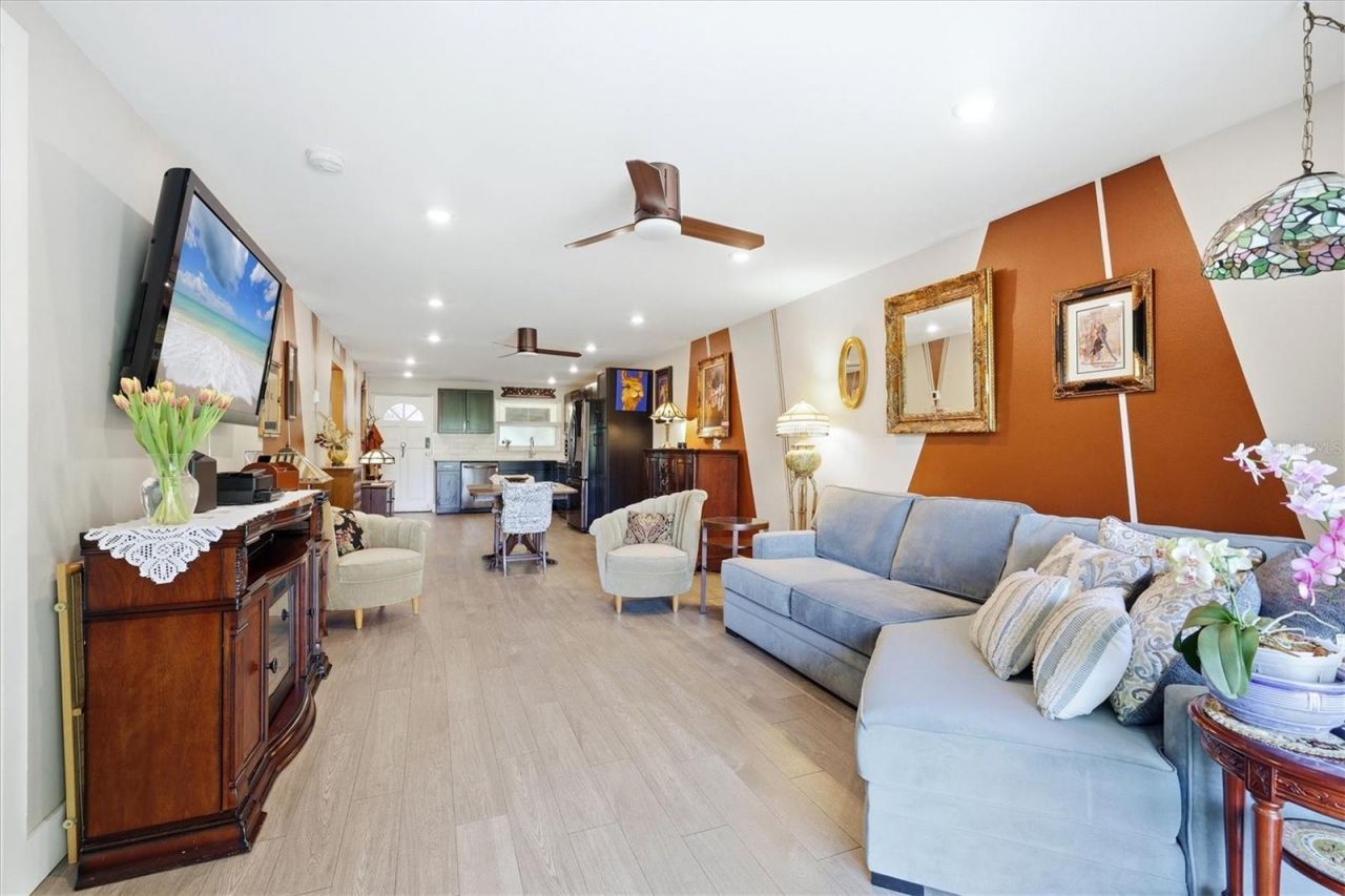 1650 Pine Tree Lane , Unit 103, Sarasota, FL 34236 Photo