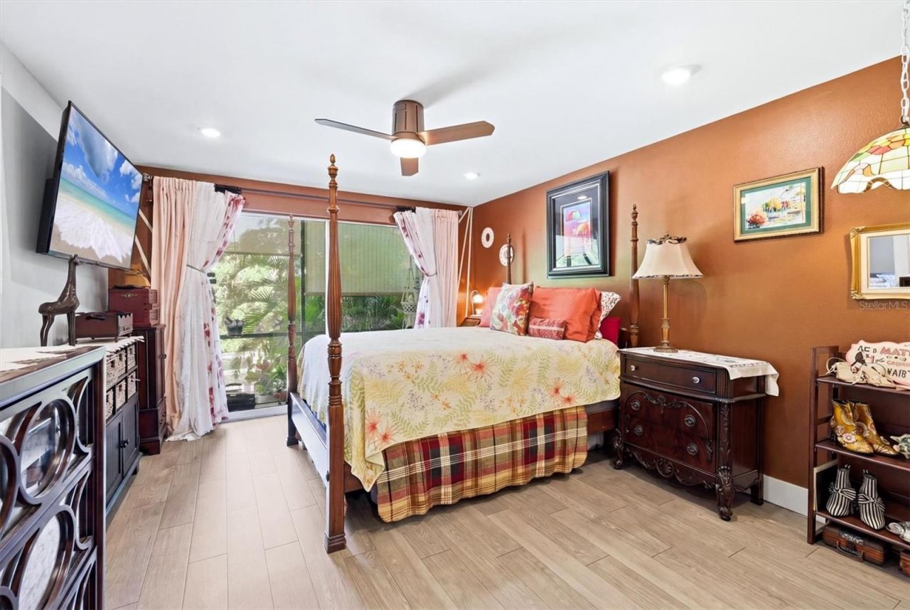 1650 Pine Tree Lane , Unit 103, Sarasota, FL 34236 Photo