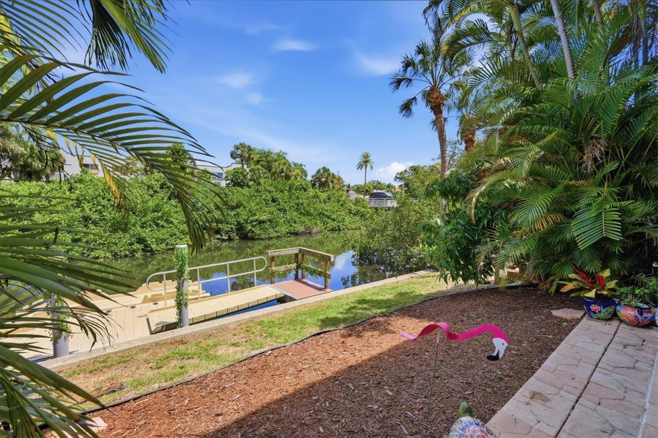 1650 Pine Tree Lane , Unit 103, Sarasota, FL 34236 Photo
