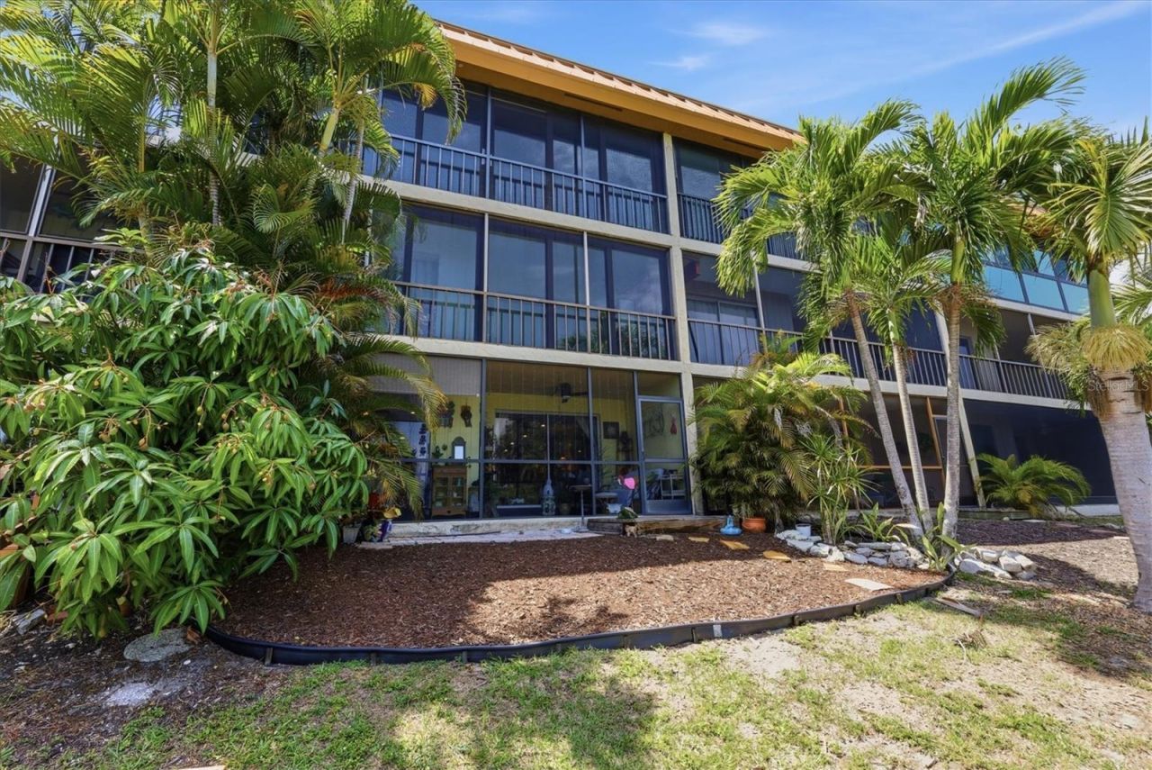 1650 Pine Tree Lane , Unit 103, Sarasota, FL 34236 Photo