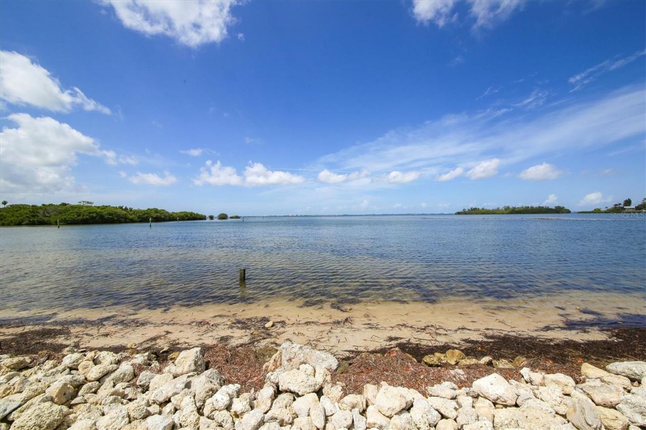 2108 Illinois Avenue, Bradenton, FL 34207 Photo
