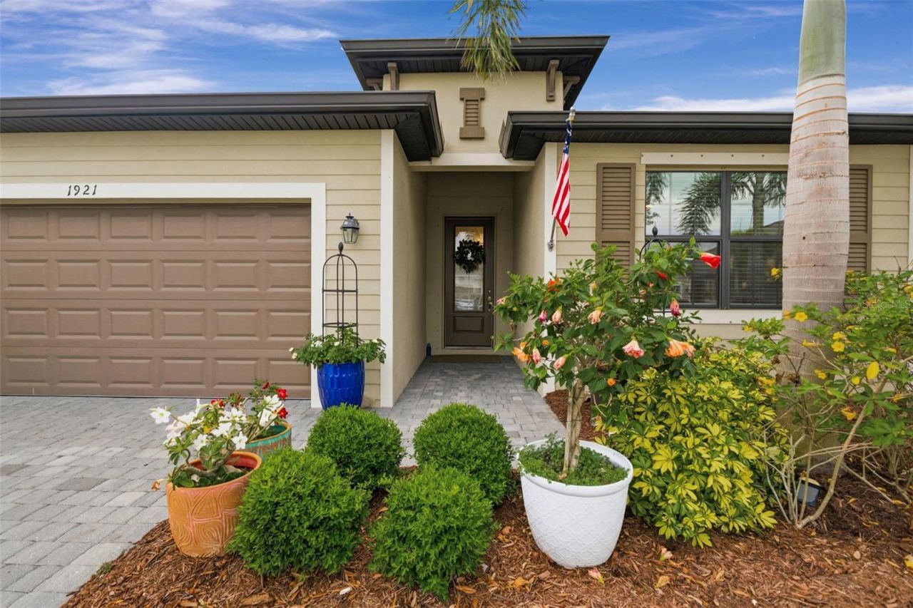 1921 E Isles Road , Port Charlotte, FL 33953 Photo