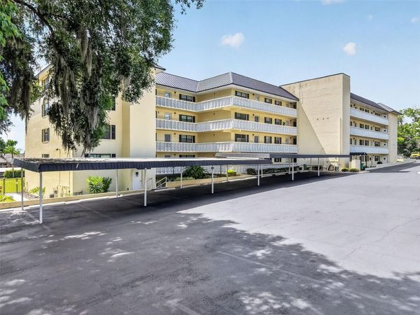 101 N GRANDVIEW STREET, Unit 1, MOUNT DORA, FL 32757